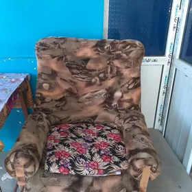 кресло