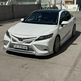 Toyota Camry 2022