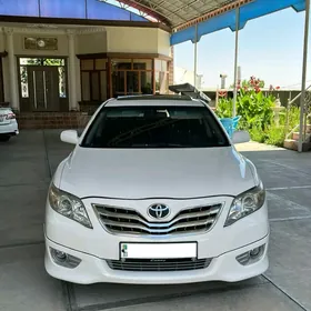 Toyota Camry 2010