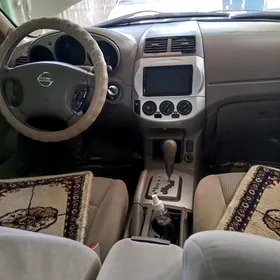 Nissan Altima 2004