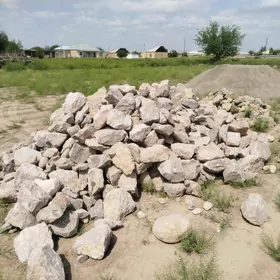 Butgamin daś