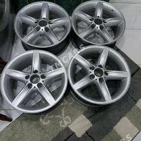 discki r16