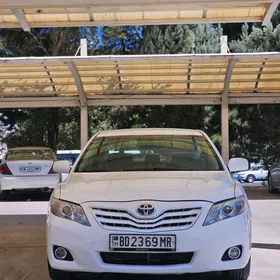 Toyota Camry 2011