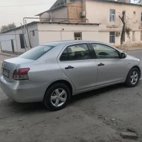 Toyota Yaris 2006