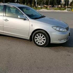 Toyota Camry 2005