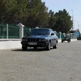BMW 520 1990