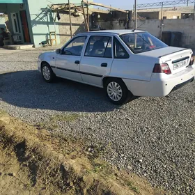 Daewoo Nexia 2011