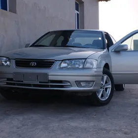 Toyota Camry 2000