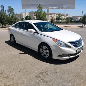 Hyundai Sonata 2011