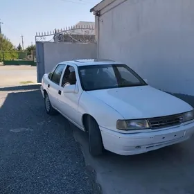 Opel Vectra 1989