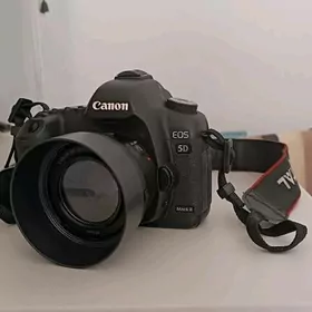 Canon Mark II EOS 5 D