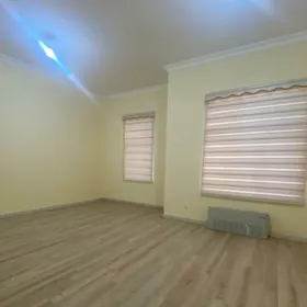 16 Tapgyr 11 Etaz 4 Komnat