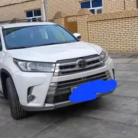 Toyota Highlander 2017