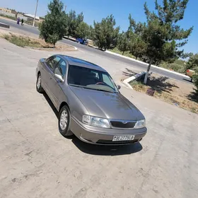 Toyota Avalon 1999