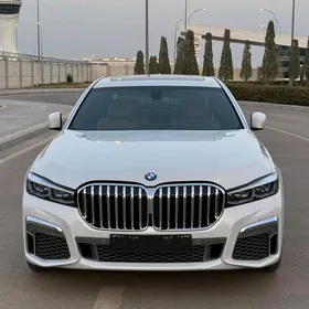 BMW 740 2012