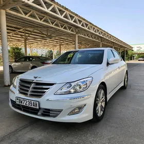 Hyundai Genesis 2013