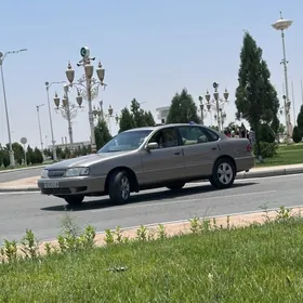 Toyota Avalon 1999