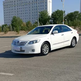 Toyota Camry 2011