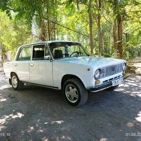 Lada 2104 1980