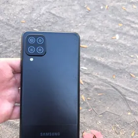 Samsung galaxy a12