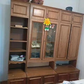 şkaf