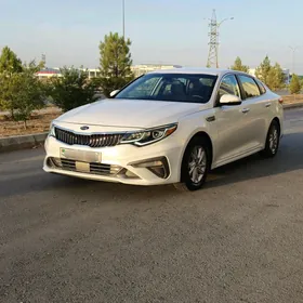 Kia Optima 2020