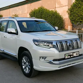 Toyota Land Cruiser Prado 2021