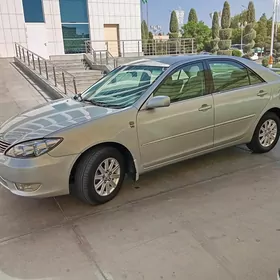 Toyota Camry 2004