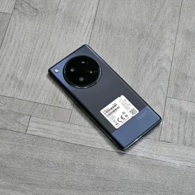 Infinix Zero 40. 16/256
