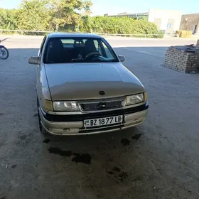 Opel Vectra 1989