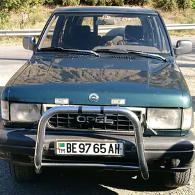 Opel Montarey 1997