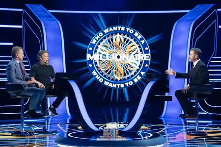 Актер Мэтт Деймон и эрудит Кен Дженнингс выиграли $1 млн в «Кто хочет стать миллионером?»