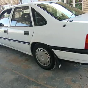 Opel Vectra 1990