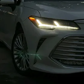Toyota Avalon 2022