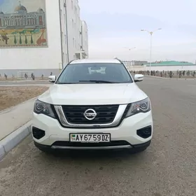 Nissan Pathfinder 2019
