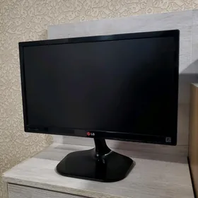 Monitor LG 22'