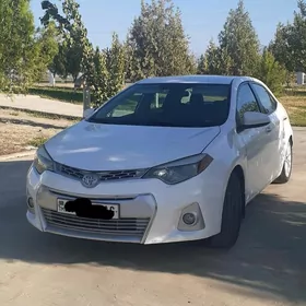 Toyota Corolla 2014