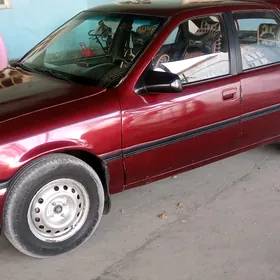 Opel Vectra 1989