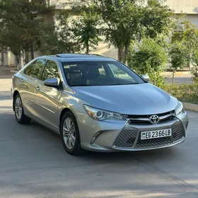 Toyota Camry 2015