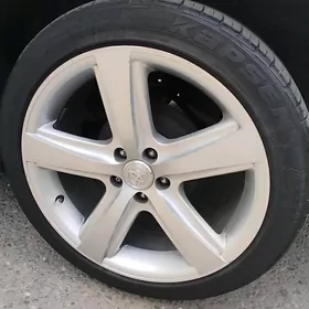 corolla 215.45.17 teker