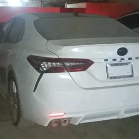 Toyota Camry 2024