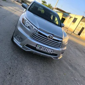 Toyota Highlander 2016