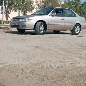 Toyota Corolla 2001