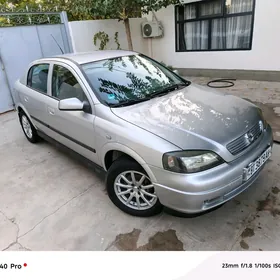 Opel Astra 2003