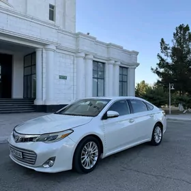 Toyota Avalon 2013