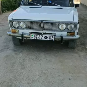 Lada 2103 1987