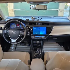 Toyota Corolla 2015