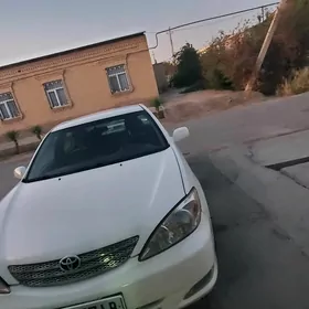 Toyota Camry 2003