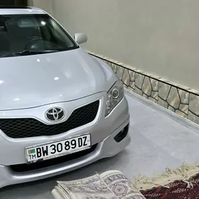 Toyota Camry 2010