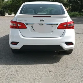 Nissan Sentra 2019